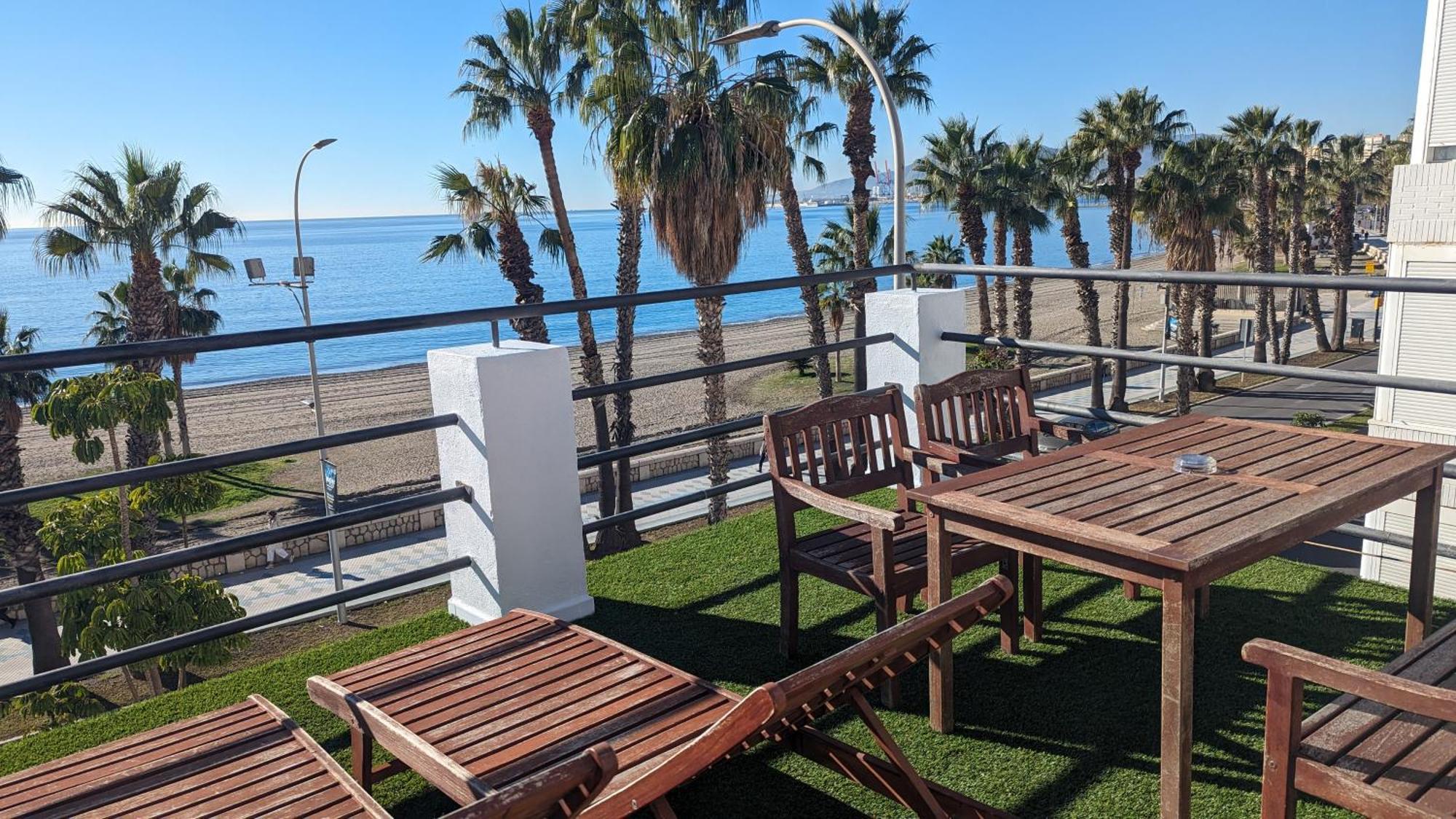 Loft Con Gran Terraza En Primera Linea De Playa Málaga Dış mekan fotoğraf